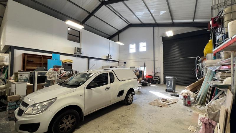 To Let commercial Property for Rent in Rivergate Western Cape